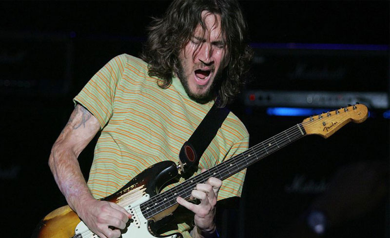John Frusciante visszatér a Red Hot Chili Peppersbe