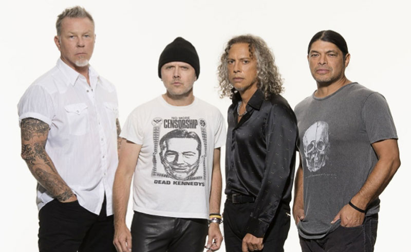 A Metallica All In My Hands Alapítványa 350 000 dollárral támogatja azokat a jótékonysági szervezeteket, akik segítséget nyújtanak a koronavírus-válság idején.