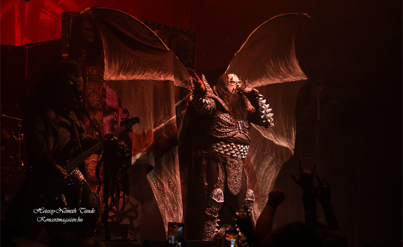 Táncoló szörnyek, szívkitépés és láncfűrész – ilyen volt a Lordi koncert a Barba Negrában!