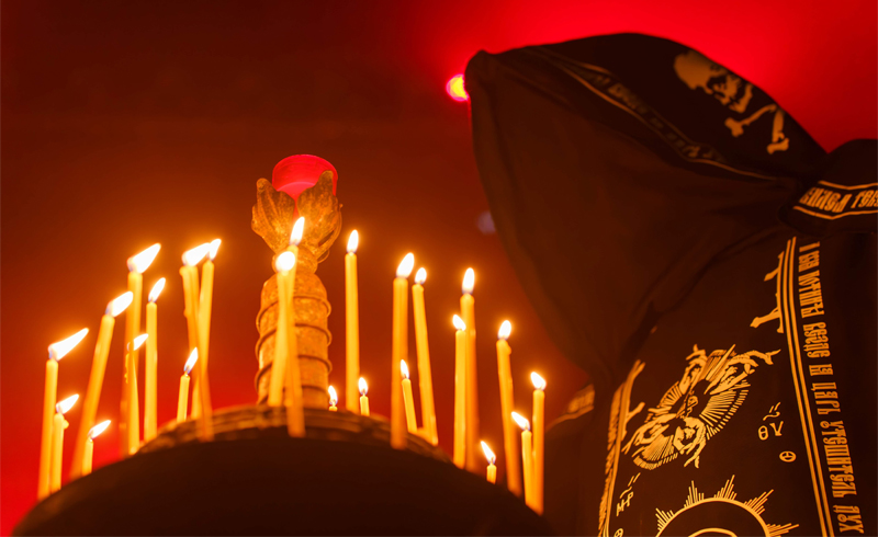 Igazi sötét misét celebrált a Batushka
