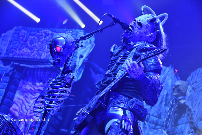 Lordi, All For Metal – Szörnyen szellemes horrorshow és testépítős klisémetál